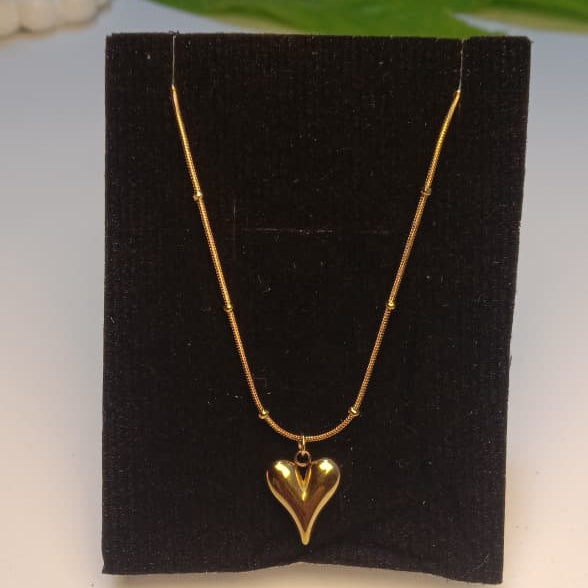Heart Pendant Necklace with Snake Chain and with Gold Beads