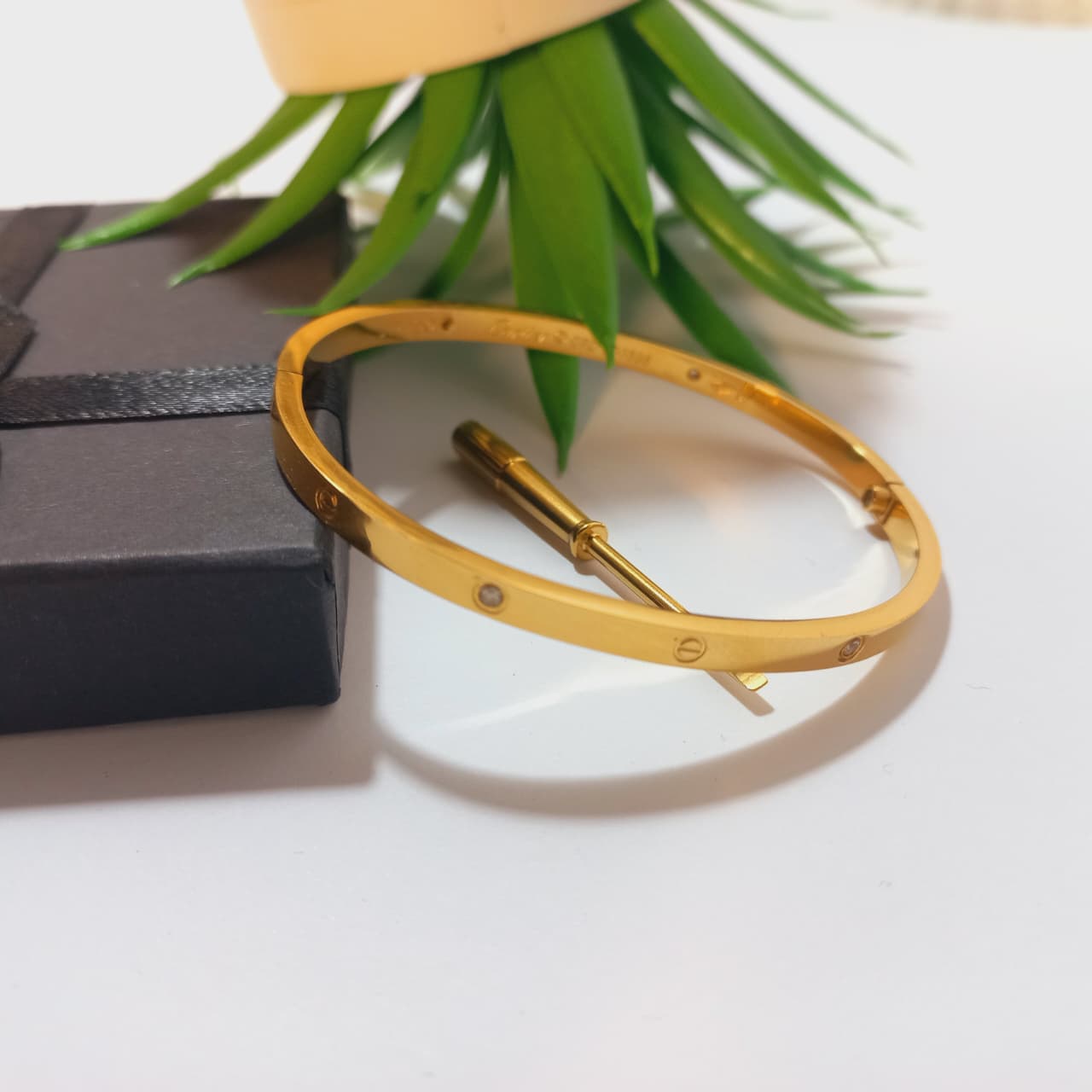 Screw Design Bracelet with Matching Mini Screwdriver