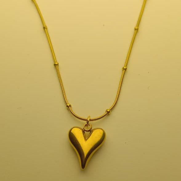 Heart Pendant Necklace with Snake Chain and with Gold Beads