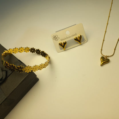 Waterproof Heart Pendant Necklace, Stud Earrings & Daisy Flower Bangle