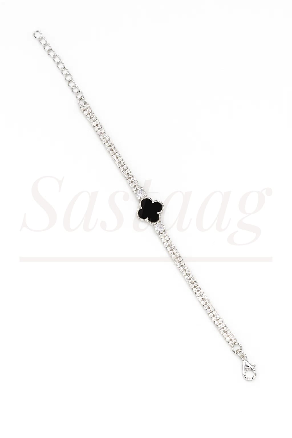 Elegant Ladies' Four-Leaf Clover Bracelet