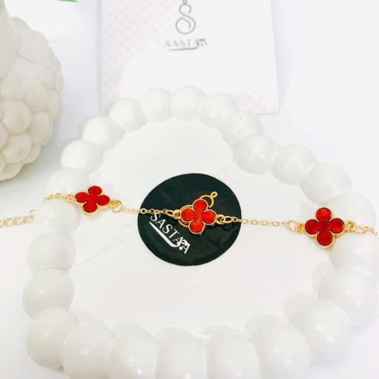 ✨ Exquisite Clover Charm Bracelet ✨